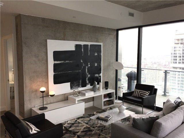 224 King Street West