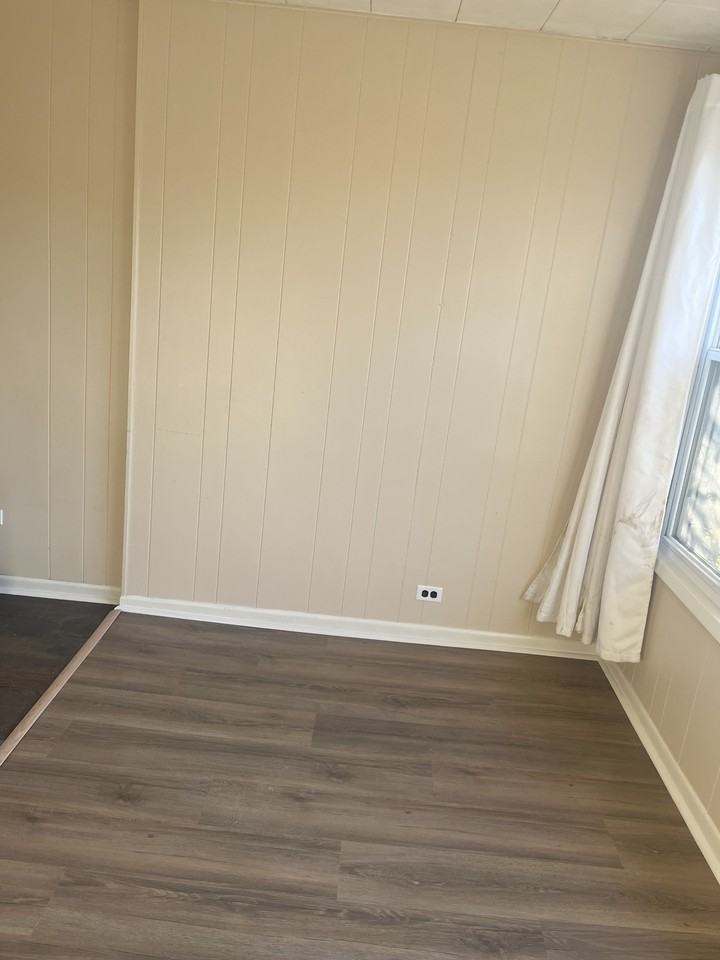 10423 S Avenue M #1 - Photo 2 of 10