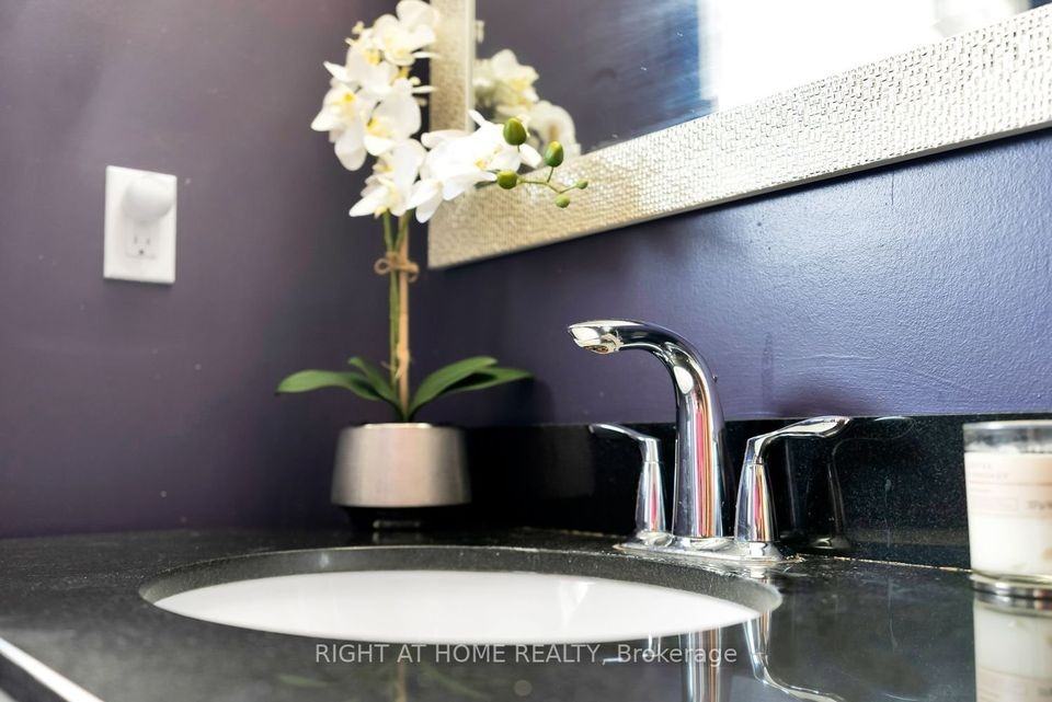 244 Seneca Avenue - Photo 2 of 20