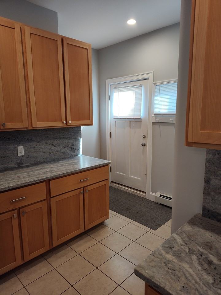 751 Congress Street - Photo 3 of 17