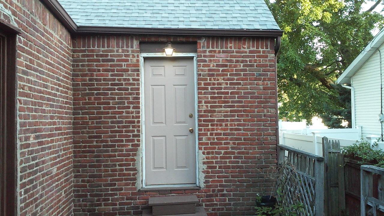 1 Farmers Ave - Photo 2 of 8