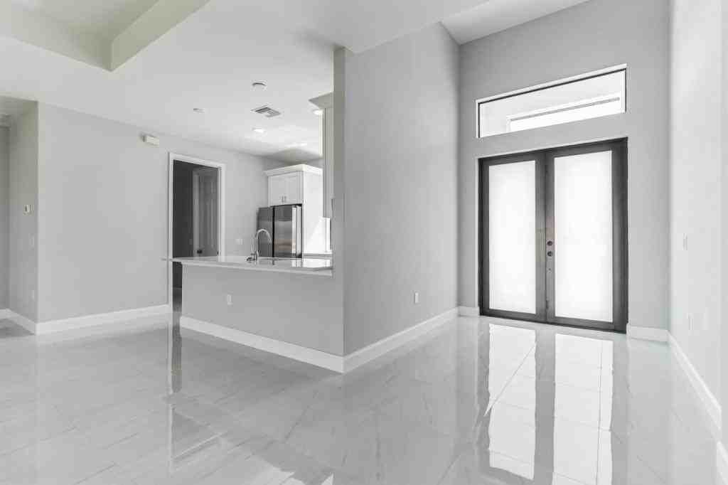 3408 2nd St Sw - Photo 6 of 23