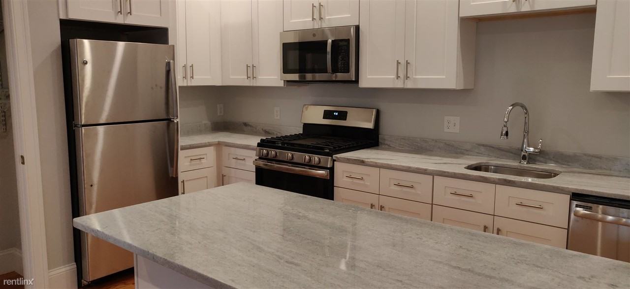 18 Murdock St - Photo 2 of 27