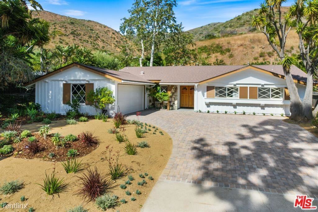 6164 Paseo Canyon Dr - Photo 3 of 10