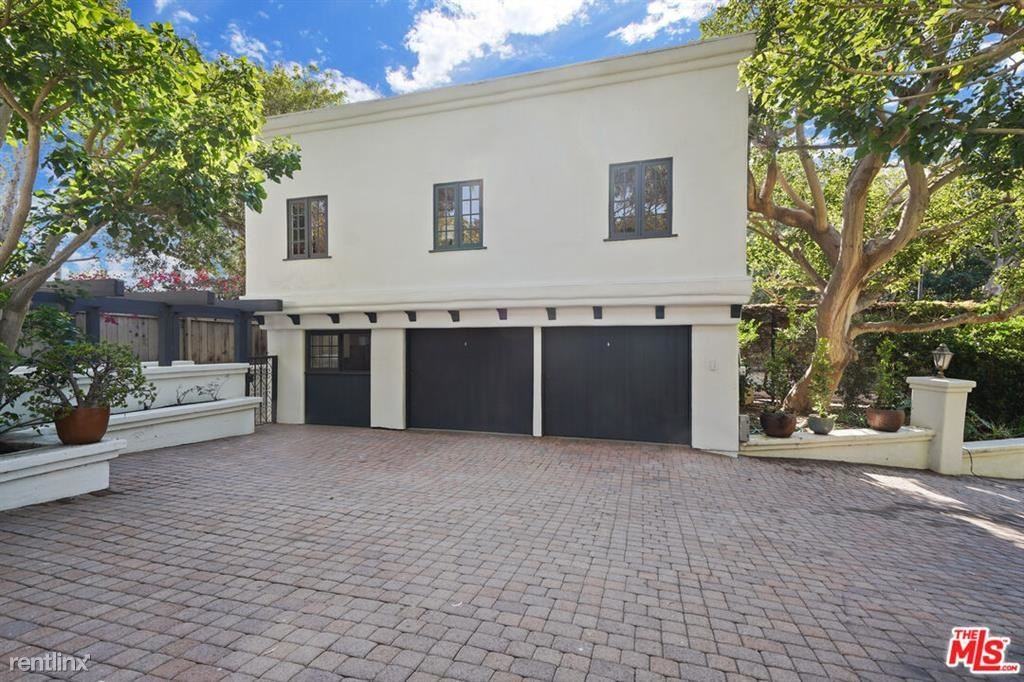 6611 Portshead Rd - Photo 2 of 10