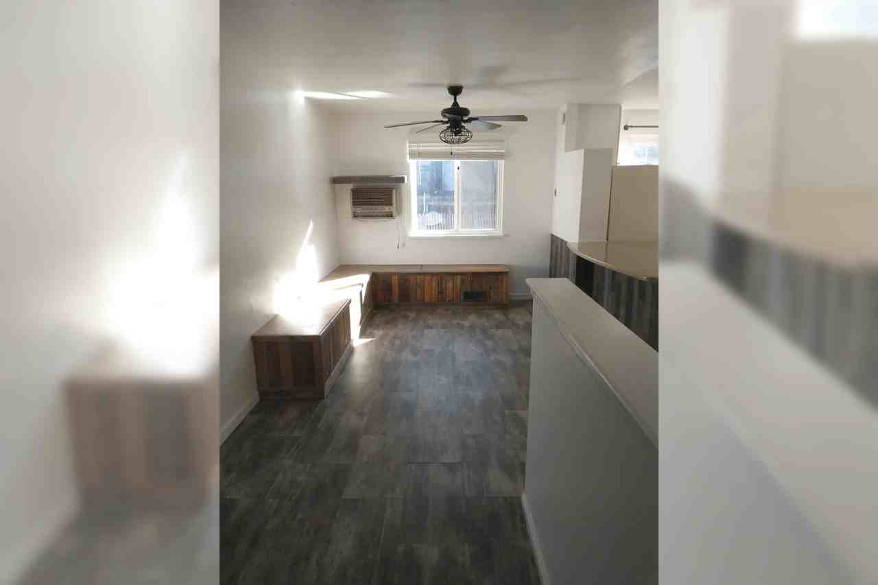 9436 W David Ave - Photo 3 of 15