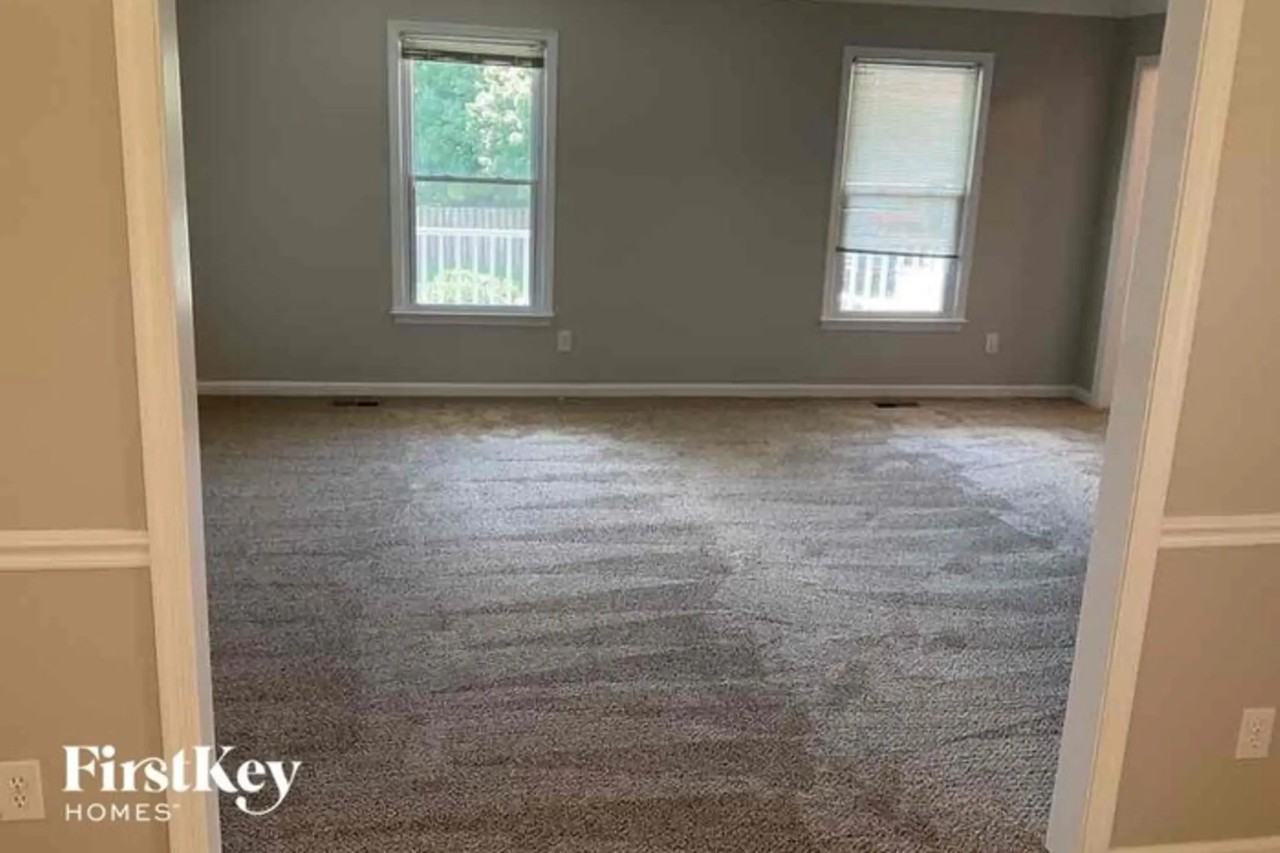 4517 N Danby Castle Rd - Photo 3 of 11