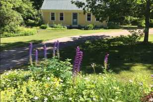 9 Caledonia Dr  