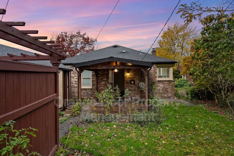 7727 Jones Avenue Northwestunit A - Photo 3 of 43