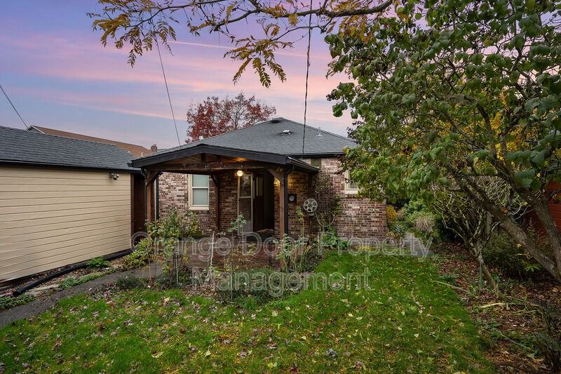 7727 Jones Avenue Northwestunit A - Photo 4 of 43