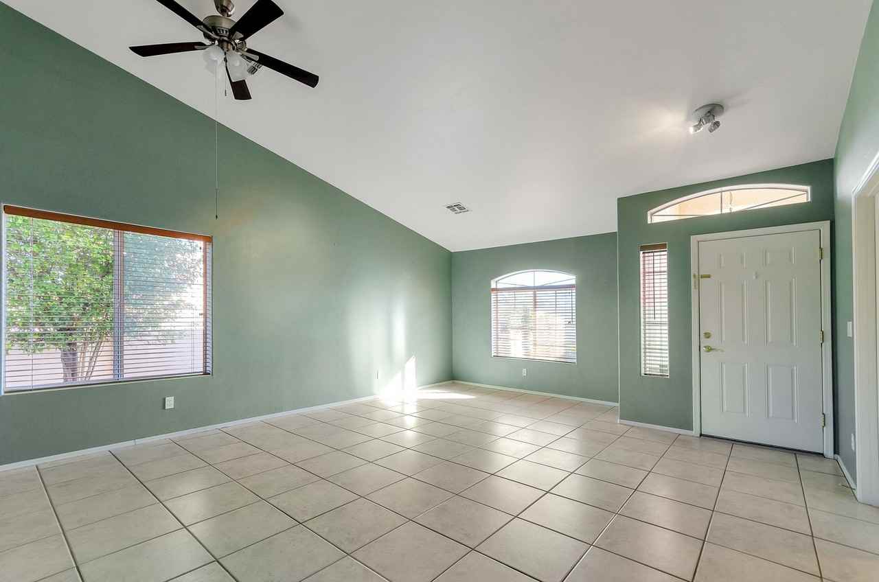 3660 W Arrowwood Pl - Photo 2 of 15