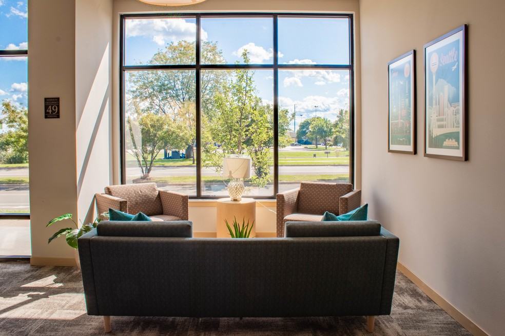 The Royal - Photo 7 of 50