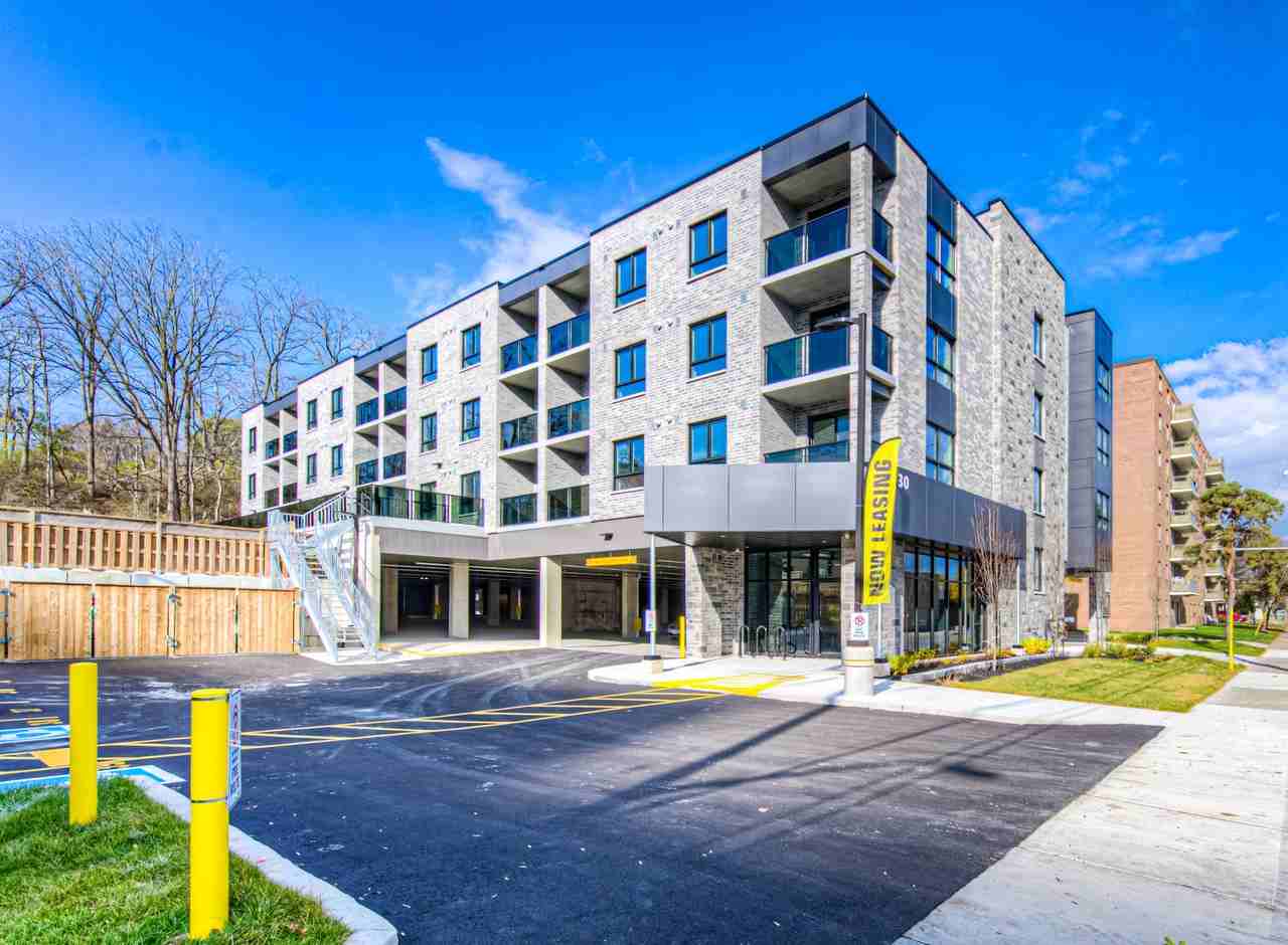 30 Street South, Cambridge, ON N1S 1M4 1 Bedroom Apartment for