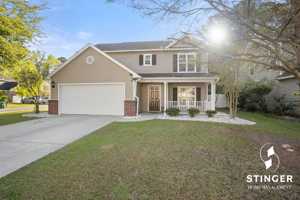 featured image of 98 Shadow Moss Dr