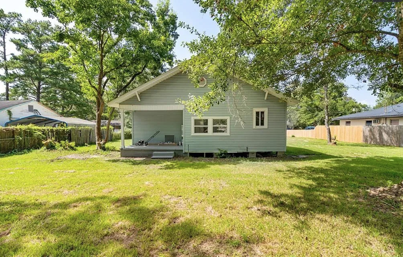 2213 Weaver Rd - Photo 2 of 11