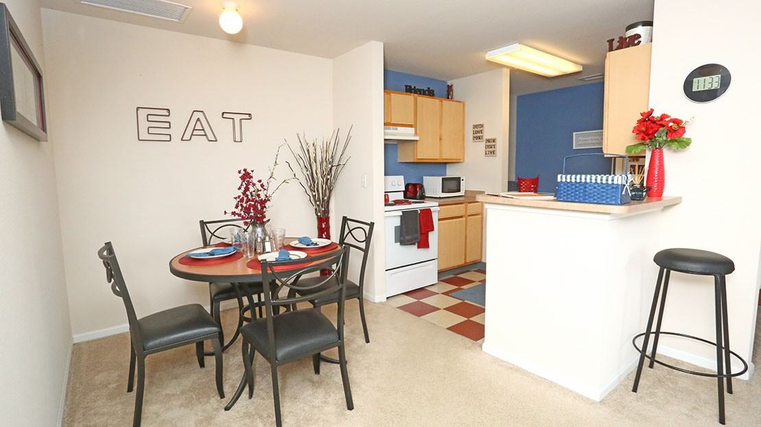 The Village at Bluegrass Apartments 4300 Collegiate Way, Mount