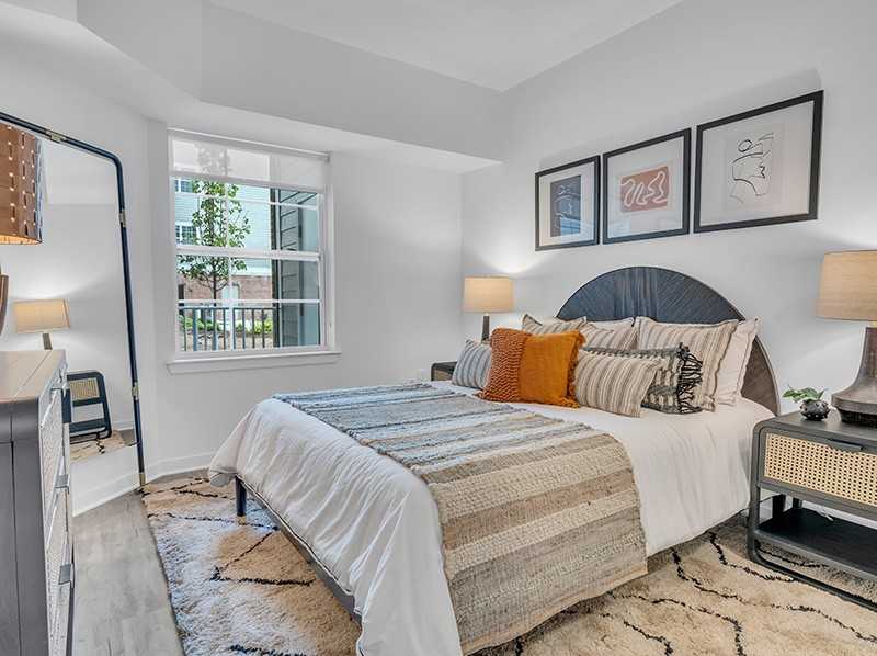 436 Clermont Ter #205