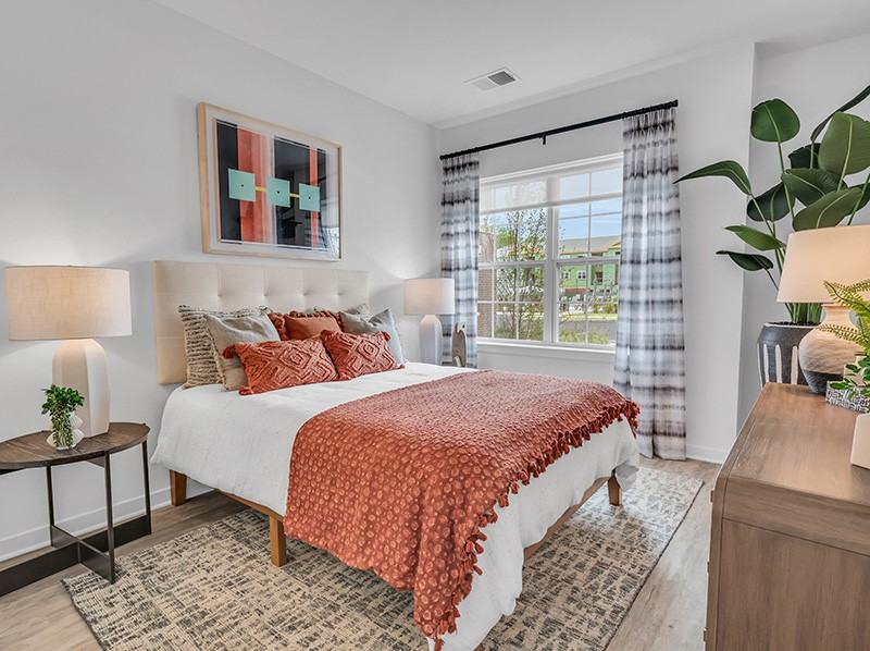 436 Clermont Ter #204