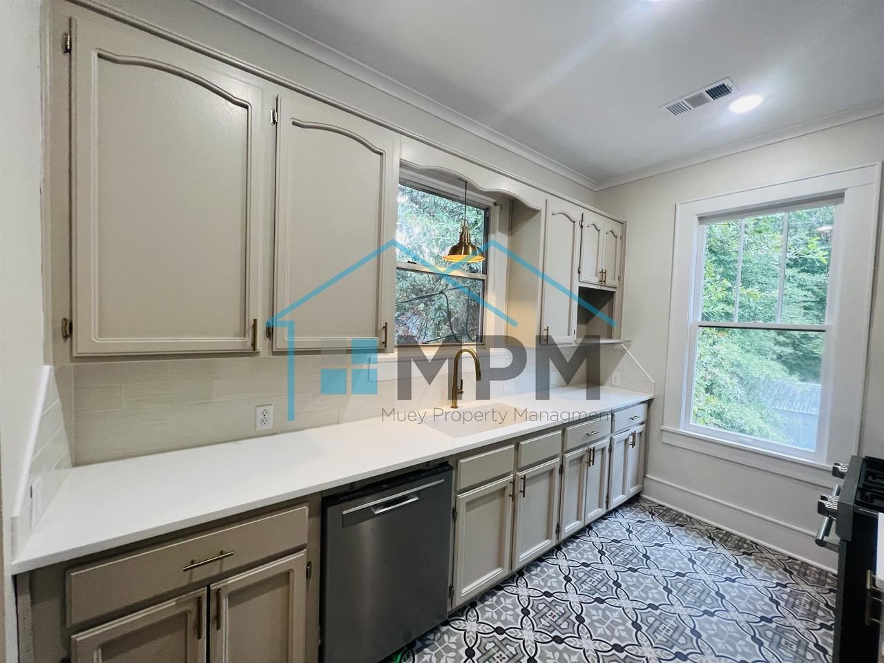 202 Stubbs Ave #1 - Photo 4 of 11