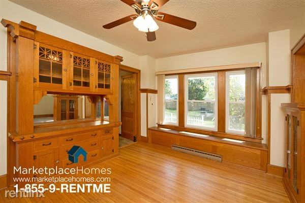 807 Wabasha Ave - Photo 3 of 12