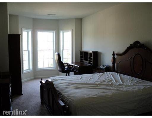 9 Morgan Drive - Photo 3 of 5