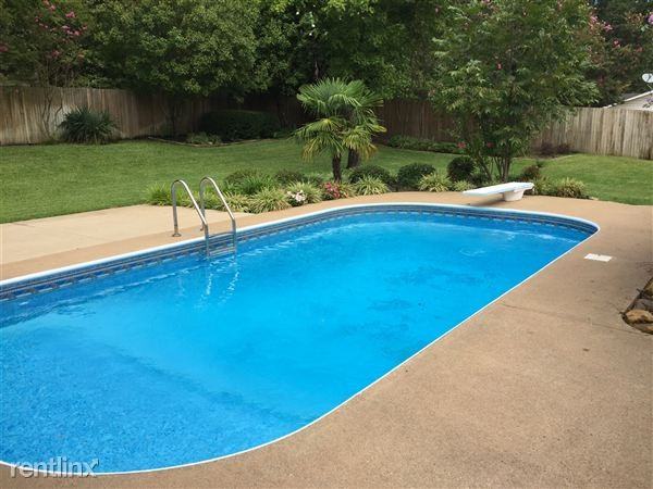 894 Country Pl - Photo 3 of 10