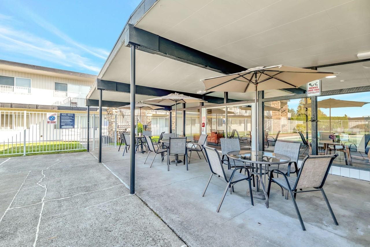 The Thomas - Photo 7 of 27