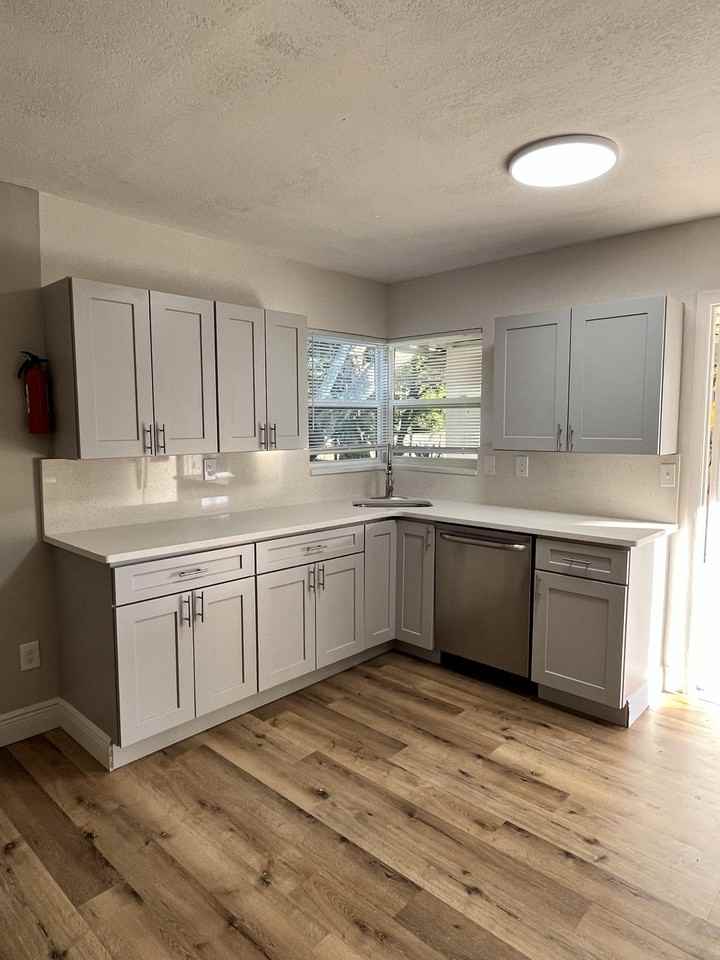 Providence Blvd - Photo 4 of 7