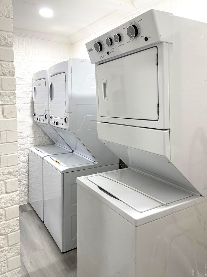 Tophill Dr - Photo 7 of 14