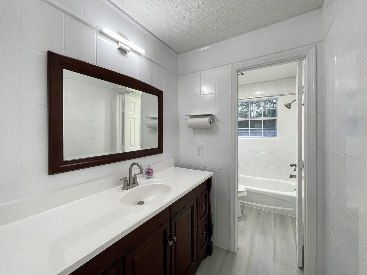 Tophill Dr - Photo 2 of 14