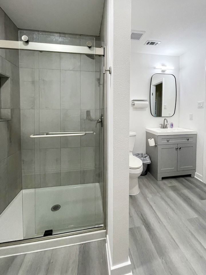 Tophill Dr - Photo 4 of 14