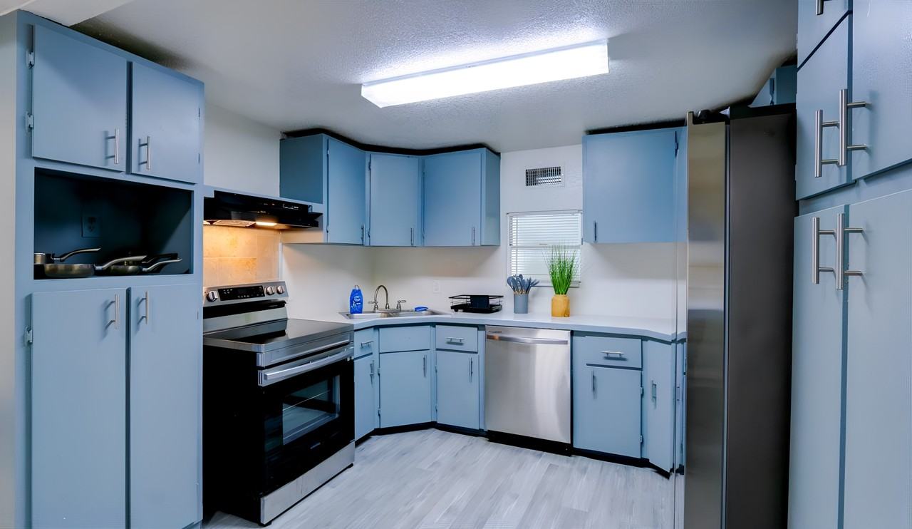 18th Street - Photo 2 of 25