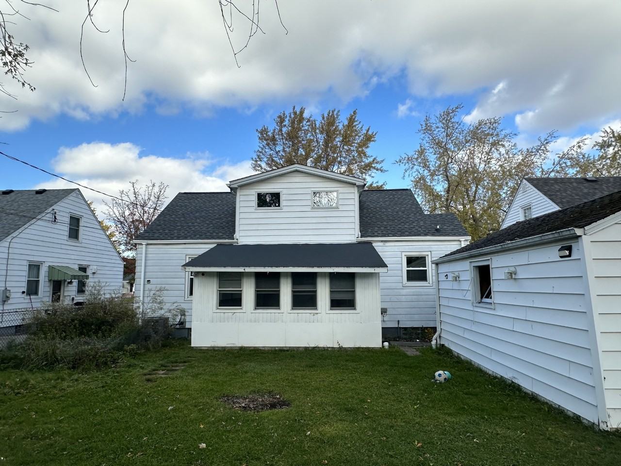 198 Wrexham Ct - Photo 2 of 2