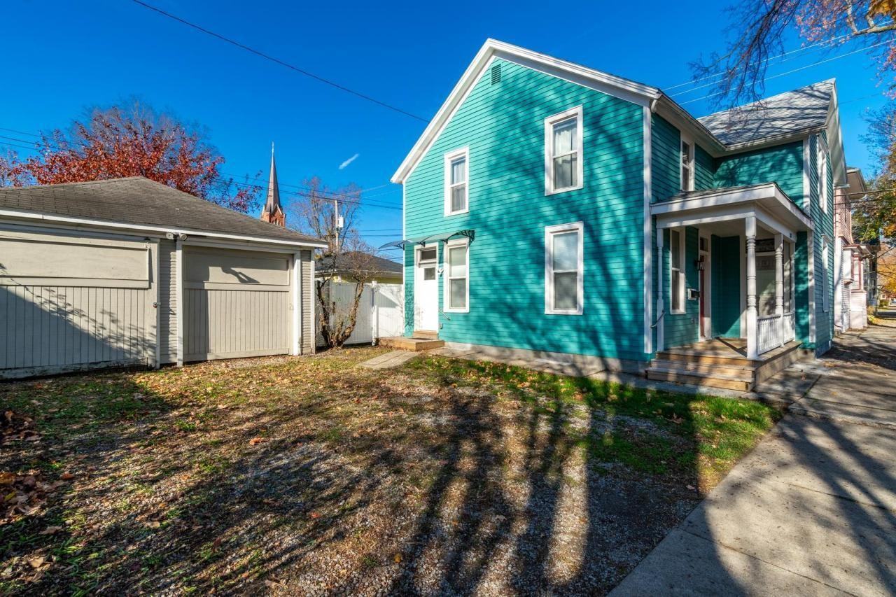 1118 Van Buren St - Photo 2 of 36