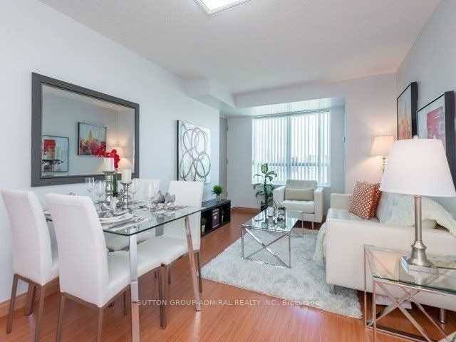39 Oneida Crescent - Photo 3 of 5