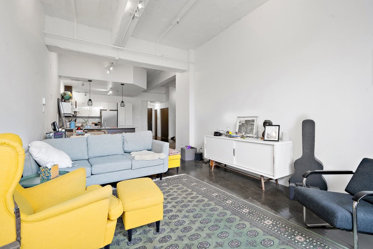 Lofts Parc Avenue - Photo 3 of 15