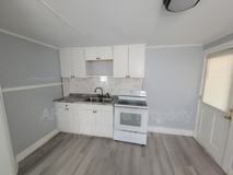 426 S Beaumont Ave - Photo 1 of 1