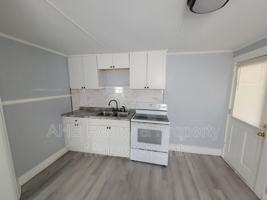 featured image of 426 S Beaumont Ave
