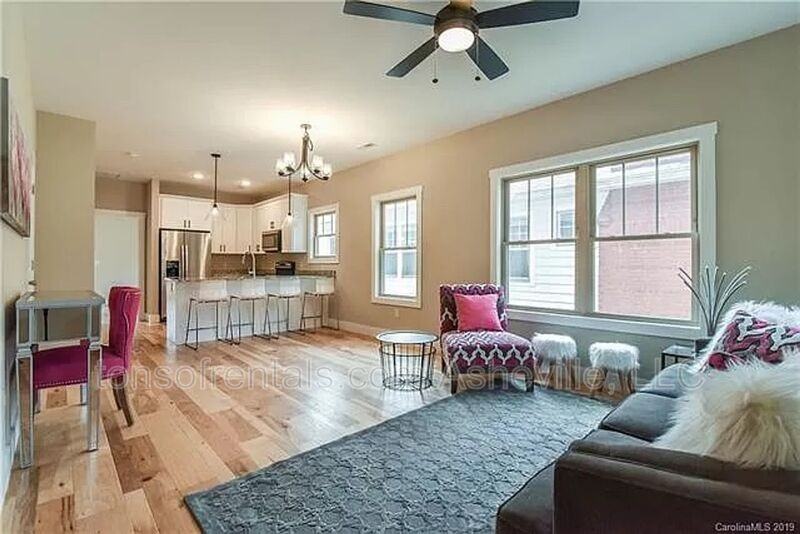 601 Fairview Rd - Photo 5 of 24