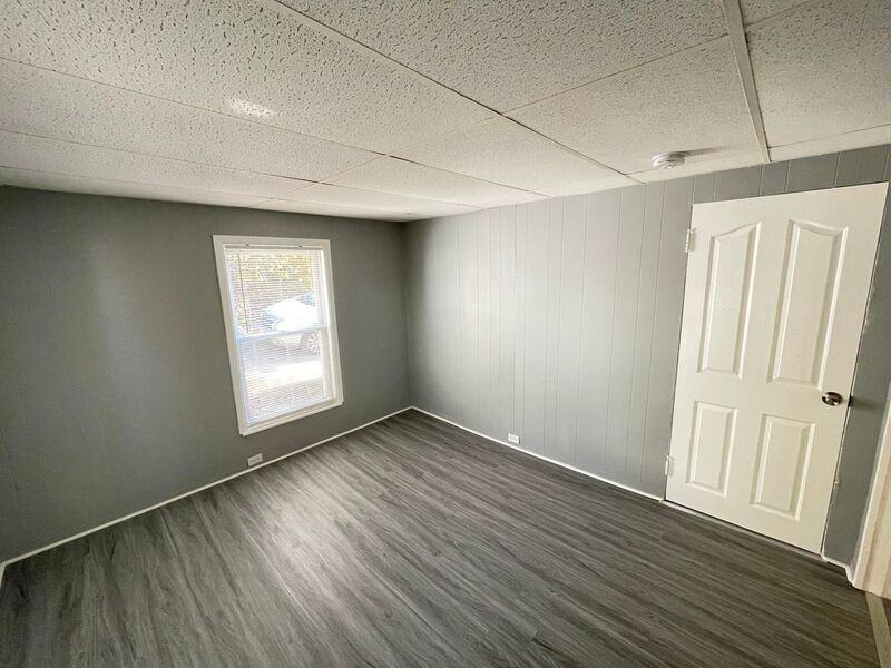 9 Broadway, Suncook, NH 03275 - Photo 2 of 24