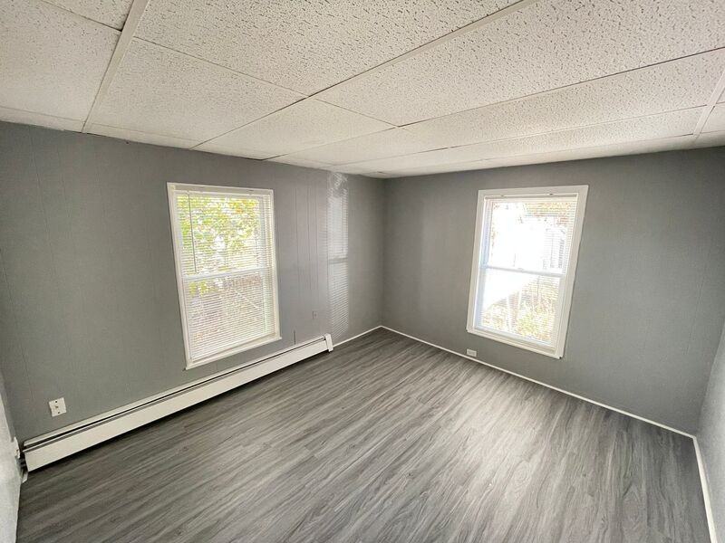 9 Broadway, Suncook, NH 03275 - Photo 3 of 24