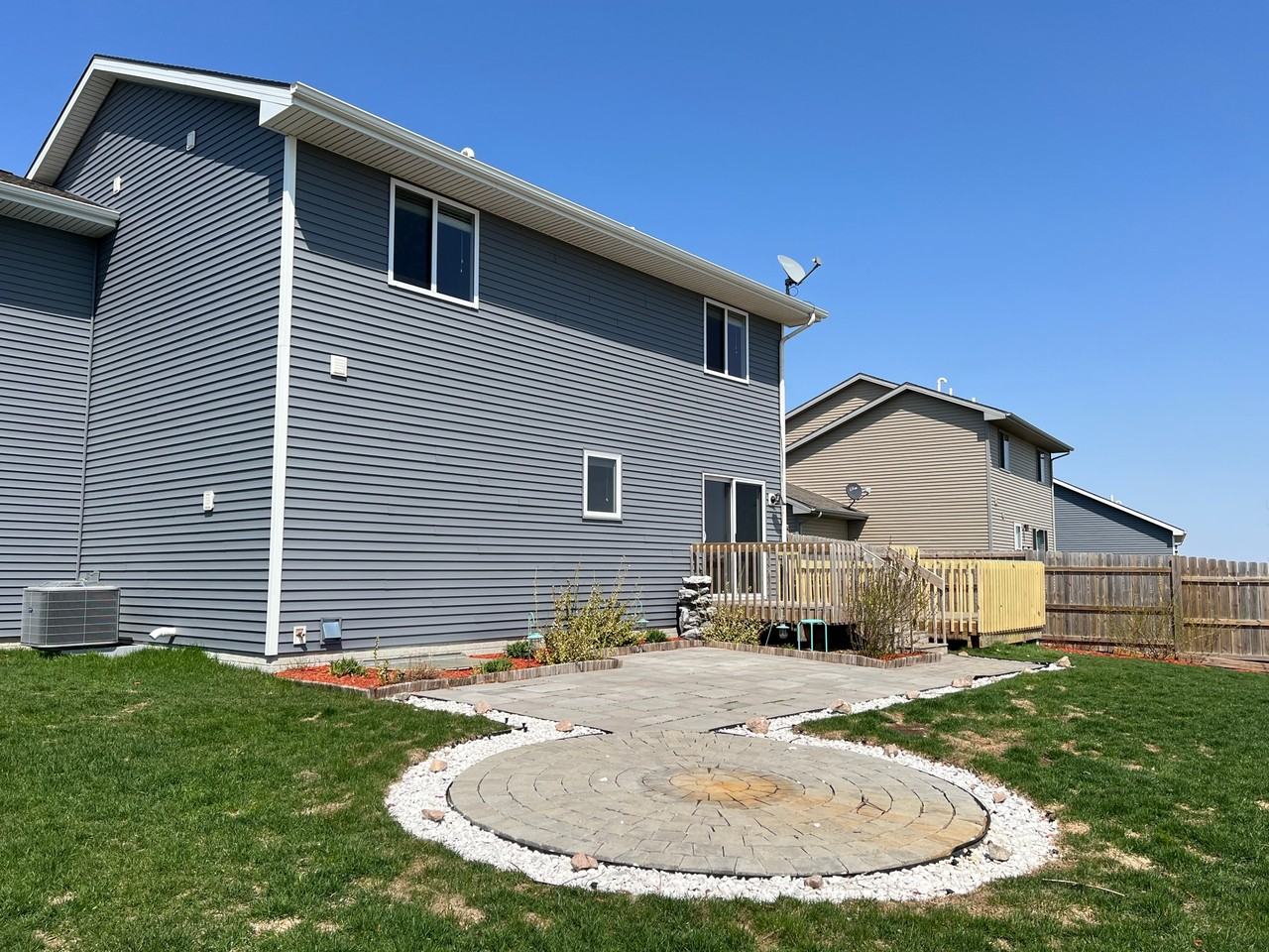709 37th St Sw #1 - Photo 4 of 22