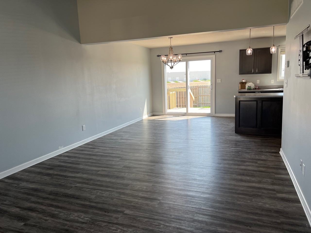 709 37th St Sw #1 - Photo 7 of 22