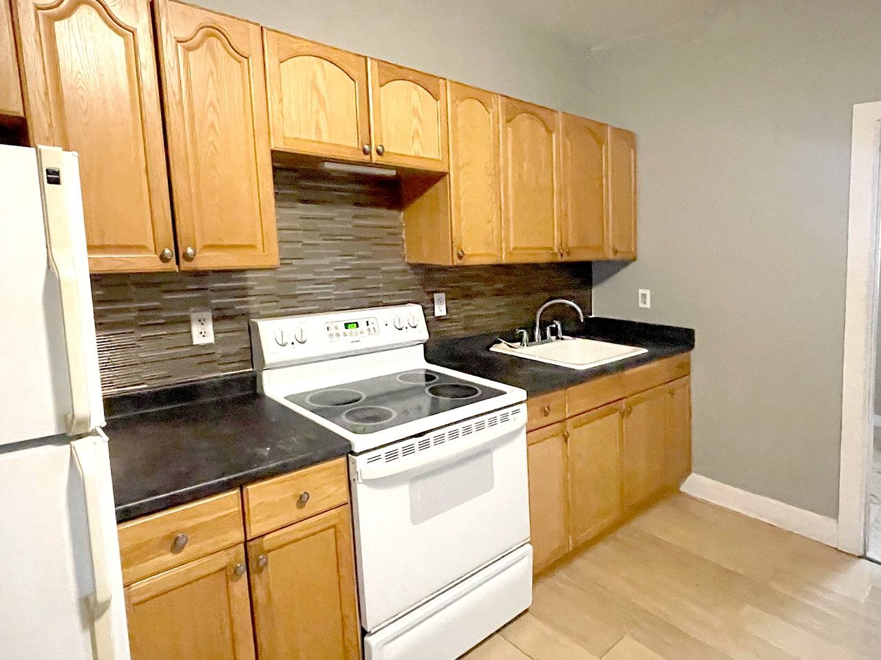 378 Madison Ave #2 - Photo 3 of 16