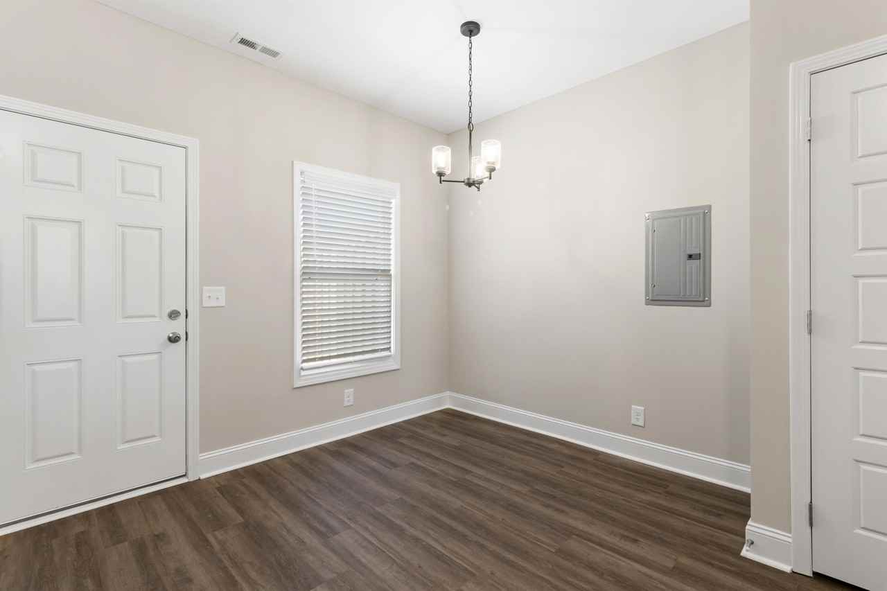 203 Copeland Road - 1BLDG A #1 - Photo 5 of 17