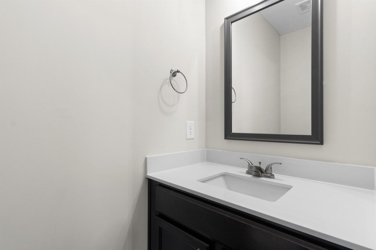 203 Copeland Road - 1BLDG A #1 - Photo 7 of 17
