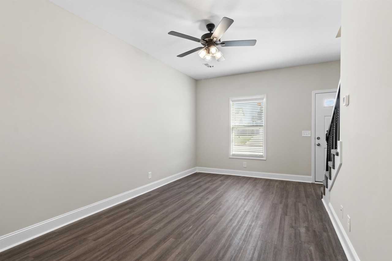 203 Copeland Road - 6BLDG A #6 - Photo 2 of 17