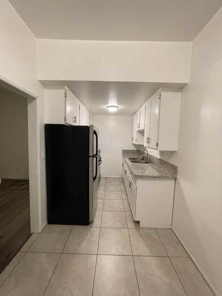 4234 Mont Clair Street #201 - Photo 3 of 9