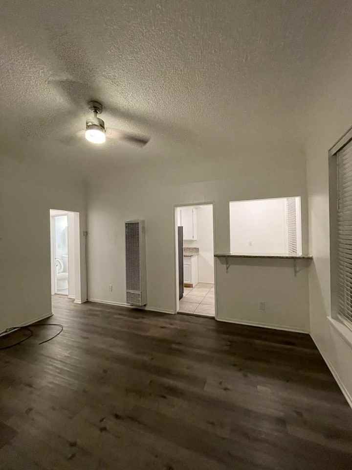 4234 Mont Clair Street #201 - Photo 5 of 9