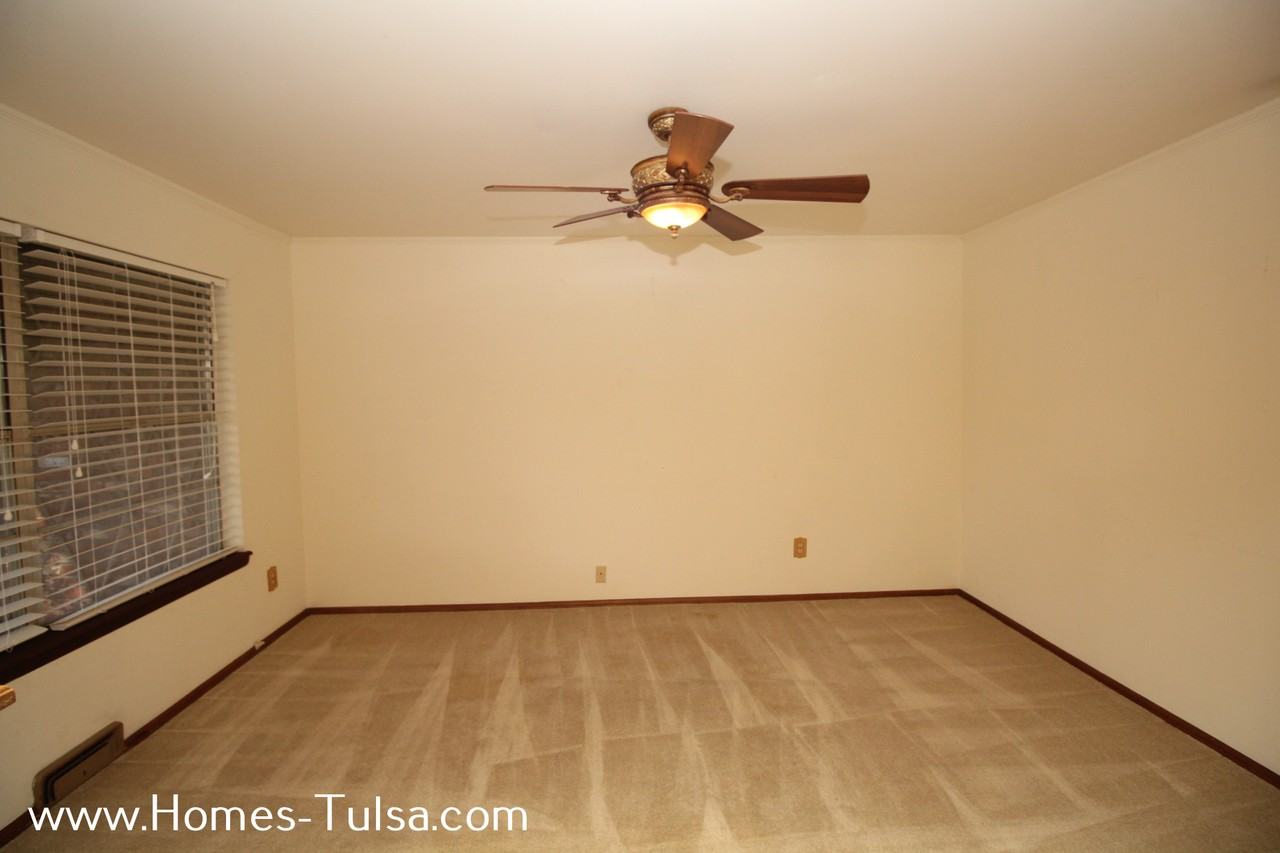 9217 E 37th Pl - Photo 2 of 13